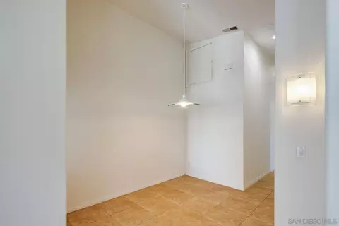 828 D, Coronado, CA 92118 photo 12