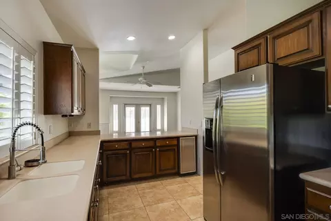 828 D, Coronado, CA 92118 photo 11