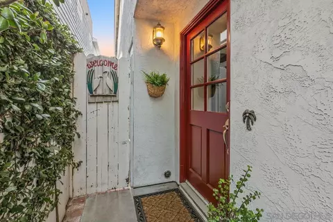 330 B, Coronado, CA 92118 photo 29