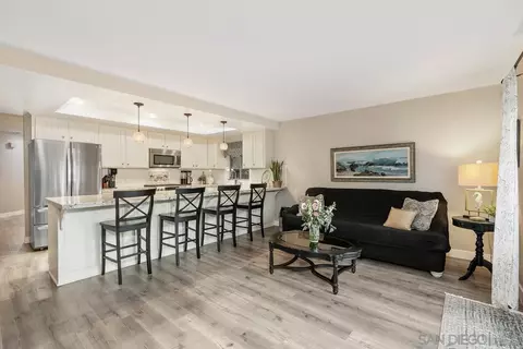330 B, Coronado, CA 92118 photo 17