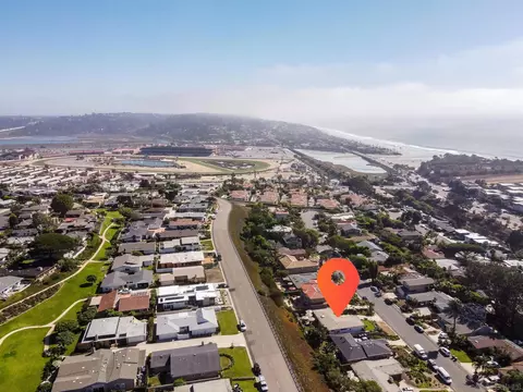 704 Marsolan Ave, Solana Beach, CA 92075 photo 31