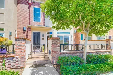2715 3rd Ave, San Diego, CA 92103