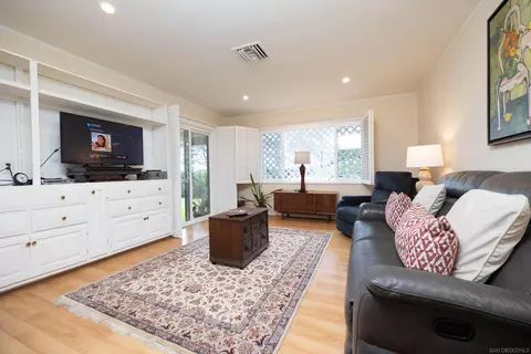 8854 Cliffridge Ave, La Jolla, CA 92037 photo 19