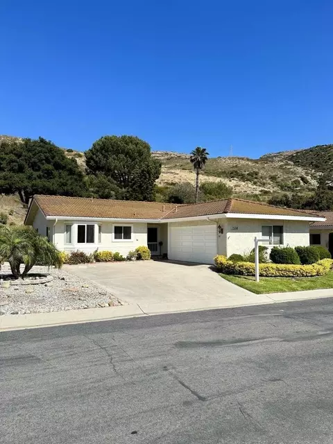 1208 San Como Ln, Camarillo, CA 93012