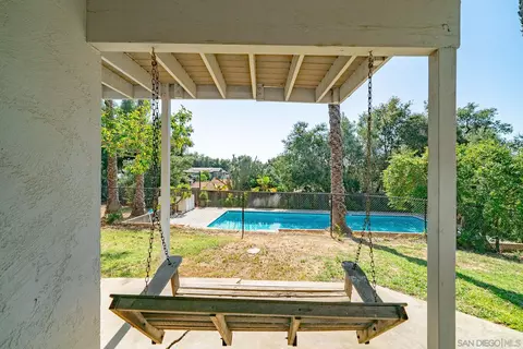 1455 Los Amigos, Fallbrook, CA 92028 photo 28