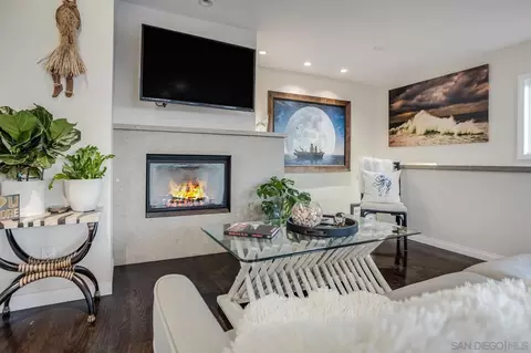 253 Gravilla, La Jolla, CA 92037 photo 15