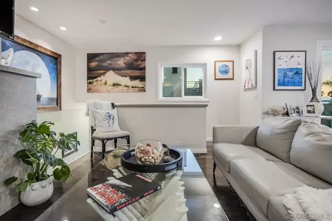 253 Gravilla, La Jolla, CA 92037 photo 16