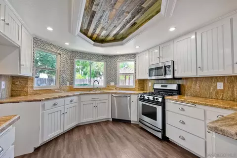 16127 Poderio Ct, Ramona, CA 92065