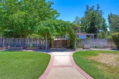 16127 Poderio Ct, Ramona, CA 92065 photo 26