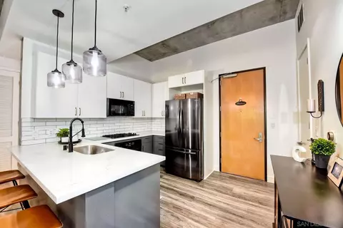 1050 Island Ave #213, San Diego, CA 92101
