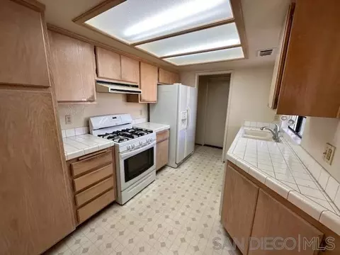 3898 Murray Hill Rd, La Mesa, CA 91941 photo 3