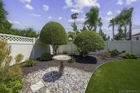 493 Shadow Tree Dr, Oceanside, CA 92058 photo 17