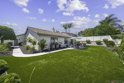 493 Shadow Tree Dr, Oceanside, CA 92058 photo 15