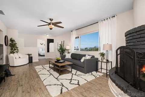2060 E Mission Rd, Fallbrook, CA 92028 photo 15