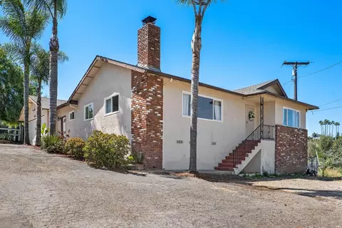 2060 E Mission Rd, Fallbrook, CA 92028 photo 3