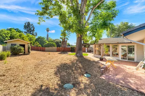 966 Park Dr, Escondido, CA 92029 photo 32