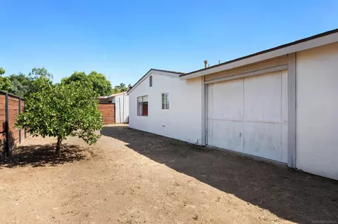 215 Riley Pl, Escondido, CA 92027 photo 25