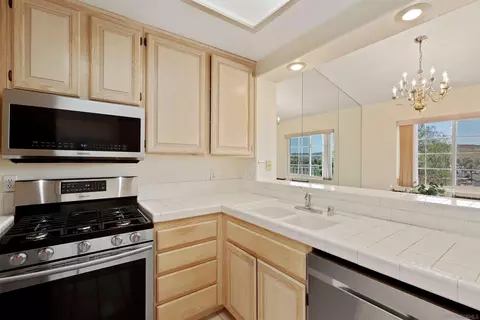 12803 Carriage Heights Way, Poway, CA 92064 photo 11