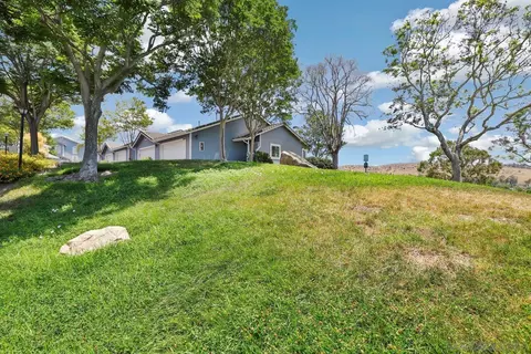 12803 Carriage Heights Way, Poway, CA 92064 photo 2