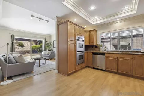 304 Avenida De Los Claveles, Encinitas, CA 92024 photo 9
