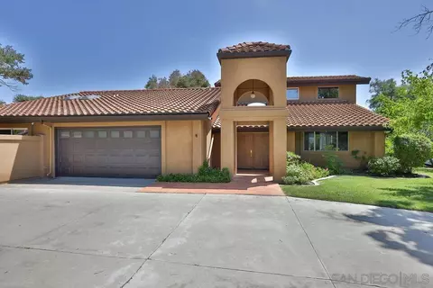 2230 Woodwind Dr, Encinitas, CA 92024 photo 3