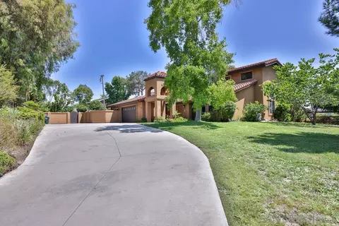 2230 Woodwind Dr, Encinitas, CA 92024 photo 2