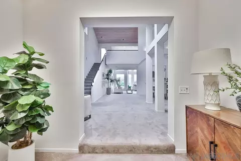 2230 Woodwind Dr, Encinitas, CA 92024 photo 4