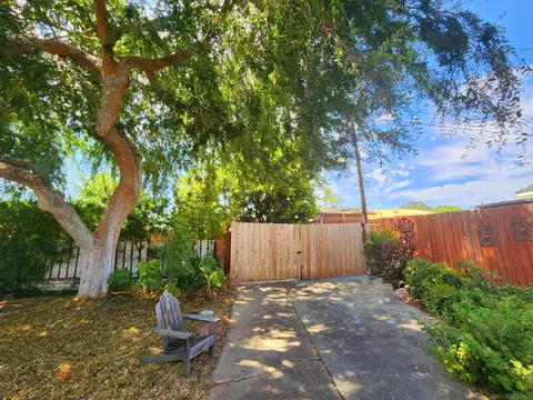 8868 Madison Ave, La Mesa, CA 91941 photo 14