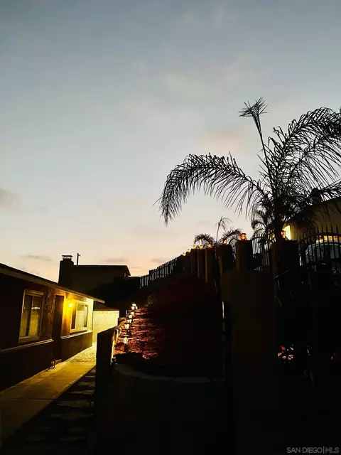 9625 Chestnut St, Spring Valley, CA 91977 photo 43