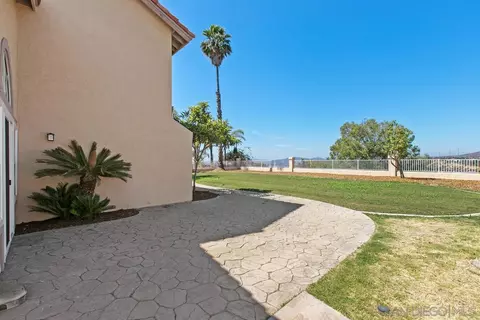 1859 Cabernet Dr, Chula Vista, CA 91913 photo 36