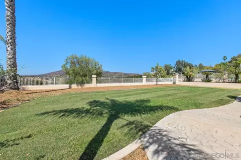 1859 Cabernet Dr, Chula Vista, CA 91913 photo 32