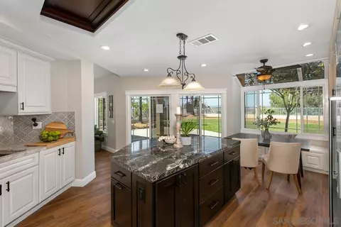 1859 Cabernet Dr, Chula Vista, CA 91913 photo 9
