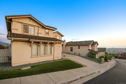 2135 Pointe Pkwy, Spring Valley, CA 91978 photo 41