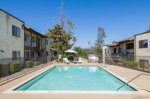 625 S Fig St #18, Escondido, CA 92025