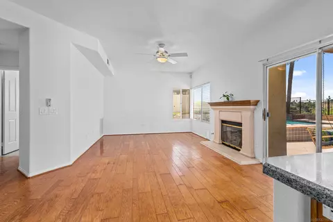 1371 Via Cibola, Oceanside, CA 92057 photo 9