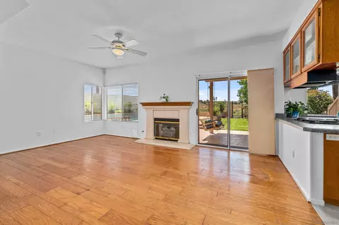 1371 Via Cibola, Oceanside, CA 92057 photo 11