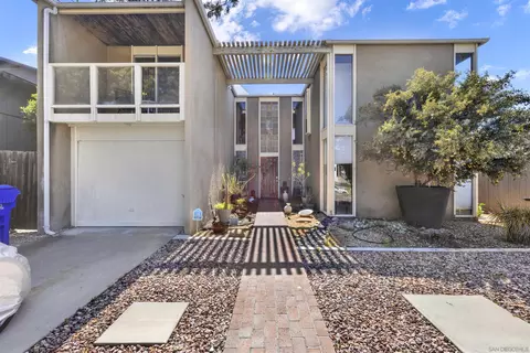 3911 Portola Pl, San Diego, CA 92103