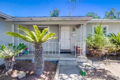 8475 Nentra St, La Mesa, CA 91942 photo 3
