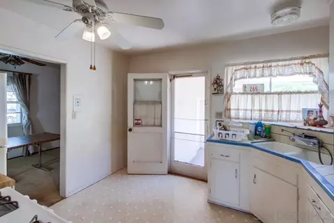 8475 Nentra St, La Mesa, CA 91942 photo 22