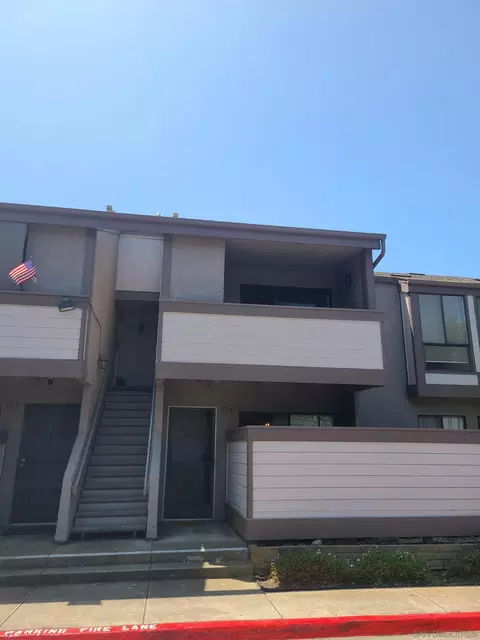 9169 Village Glen Dr #258, San Diego, CA 92123
