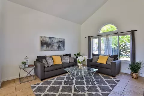 1078 E J St, Chula Vista, CA 91910 photo 7