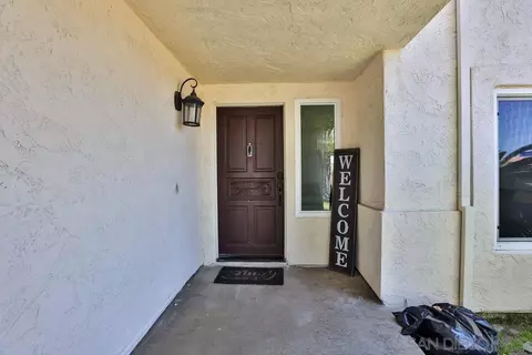 1078 E J St, Chula Vista, CA 91910 photo 3