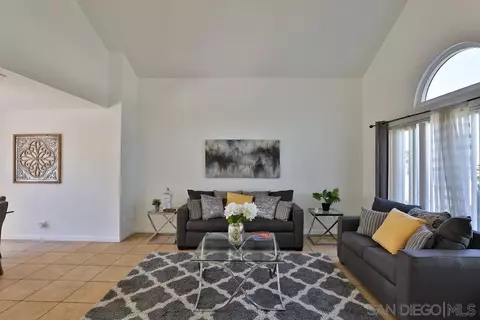 1078 E J St, Chula Vista, CA 91910 photo 6