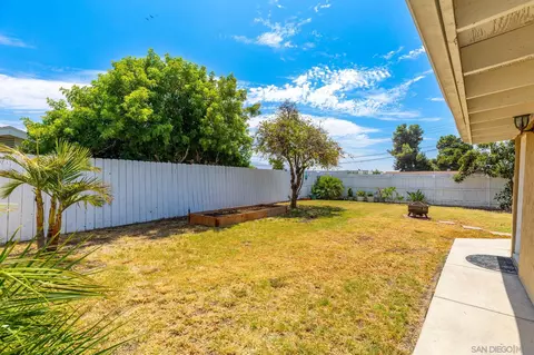 927 Carlsbad St, Spring Valley, CA 91977 photo 23