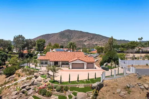 3566 Avenida Amorosa, Escondido, CA 92029