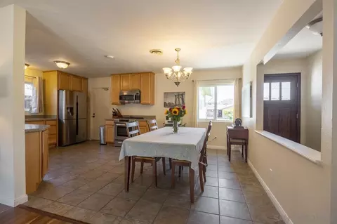 9605 Blarney Ave, Spring Valley, CA 91977 photo 4