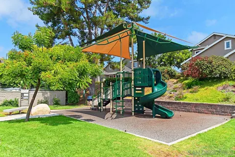 352 Winsome Pl, Encinitas, CA 92024 photo 29