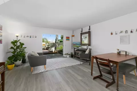 352 Winsome Pl, Encinitas, CA 92024 photo 8