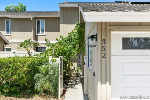 352 Winsome Pl, Encinitas, CA 92024 photo 3