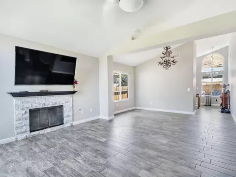 2523 Pimlico Pl, Alpine, CA 91901 photo 4